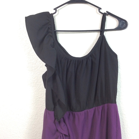 Envy Me M Ruffle Shoulder Purple Black Dress - Picture 2 of 4